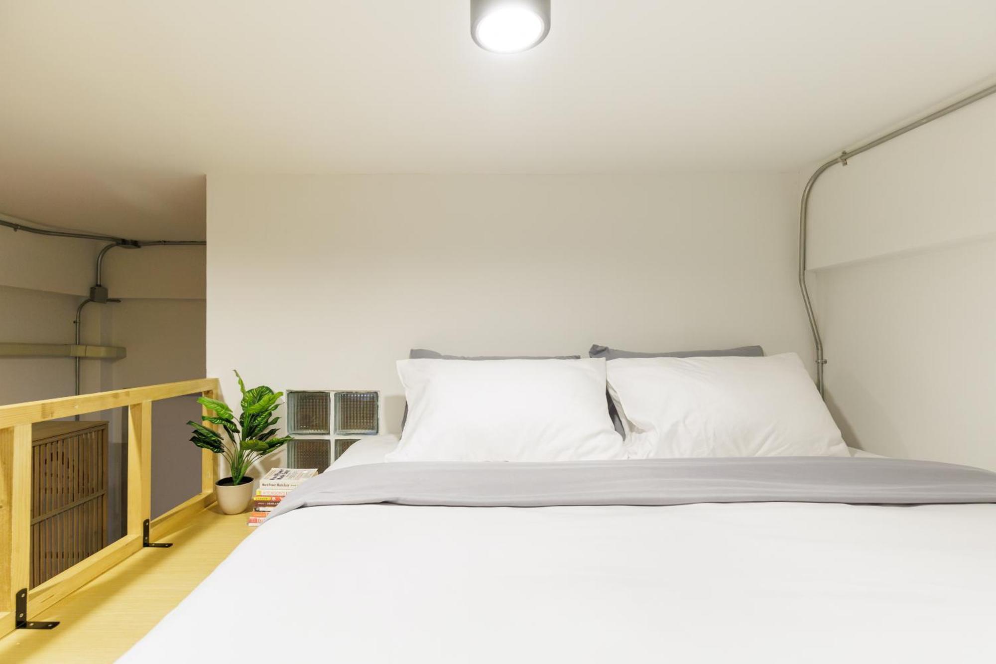 Wabisabi Bangkok 3 Min To Train Station 호텔 외부 사진
